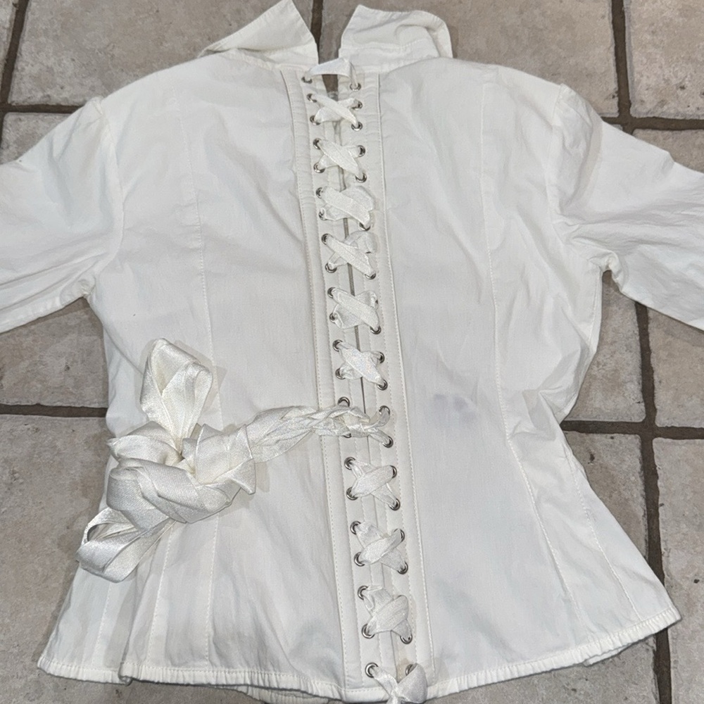 Corset Story - Picture 5 of 8